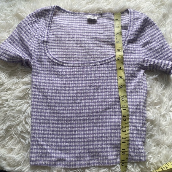 Aritzia Wilfred Yacht T-Shirt in Lavender / White - Picture 6 of 8
